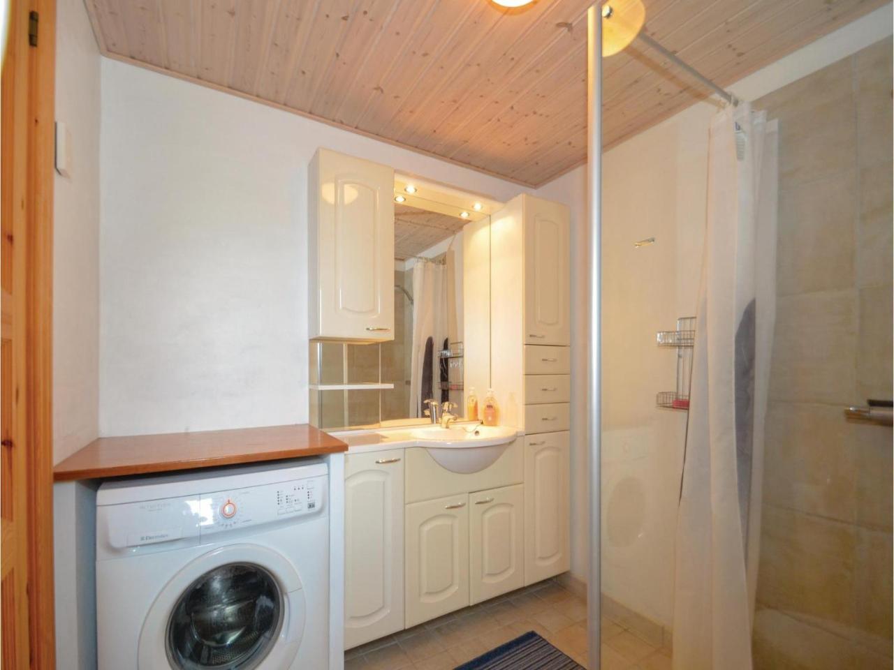 2 Bedroom Nice Home In Stege Bagian luar foto